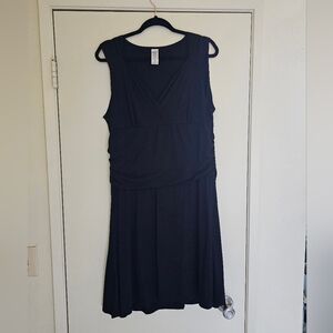 V neck dress